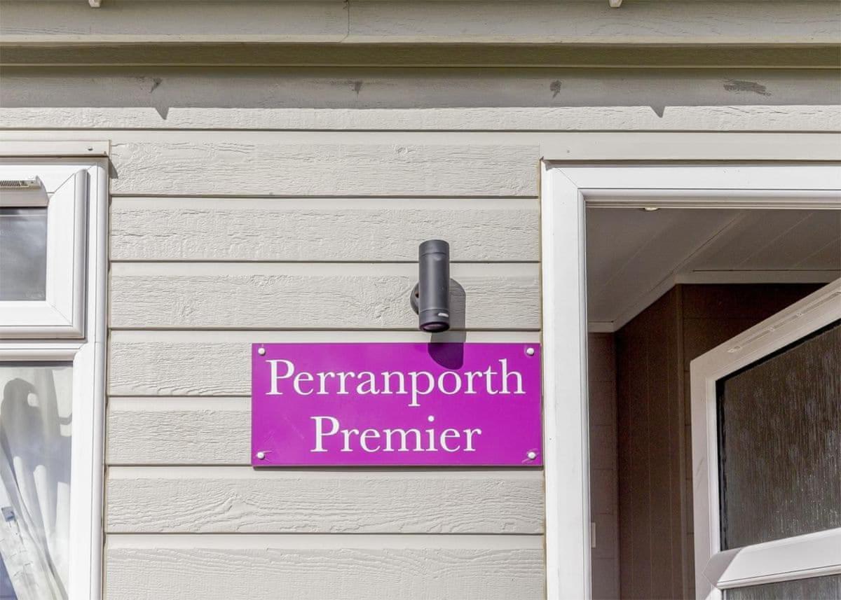Piran Meadows Resort New Quay Exteriör bild